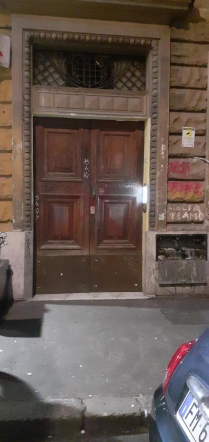 Casa Per Gente Giovane Rom Exteriör bild